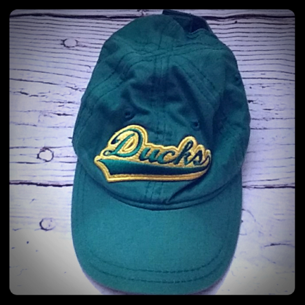 Ducks hat
